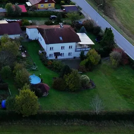 38 3* Milná